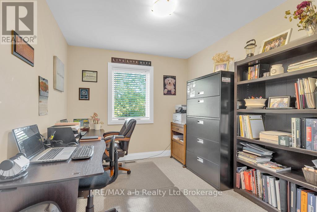 9442 Richmond Road, Bayham (Richmond), Ontario  N5H 2R1 - Photo 20 - X12818688