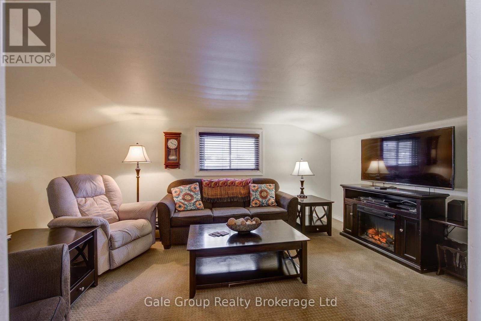 739 Pavey Street, Woodstock (Woodstock - South), Ontario  N4S 2L7 - Photo 11 - X12818786