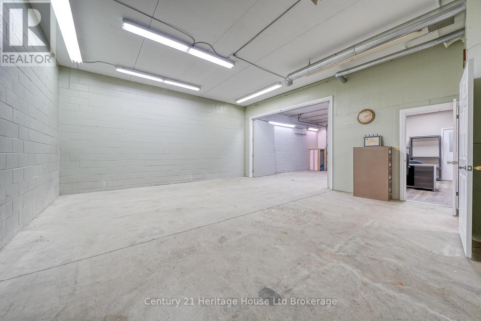 15 - 1033 Pattulo Avenue, Woodstock (Woodstock - South), Ontario  N4V 1C8 - Photo 14 - X12819872