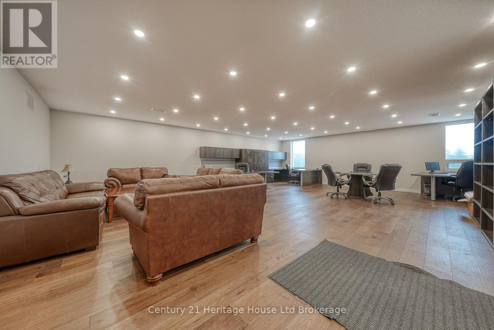 15 - 1033 Pattulo Avenue, Woodstock (Woodstock - South), Ontario  N4V 1C8 - Photo 2 - X12819872