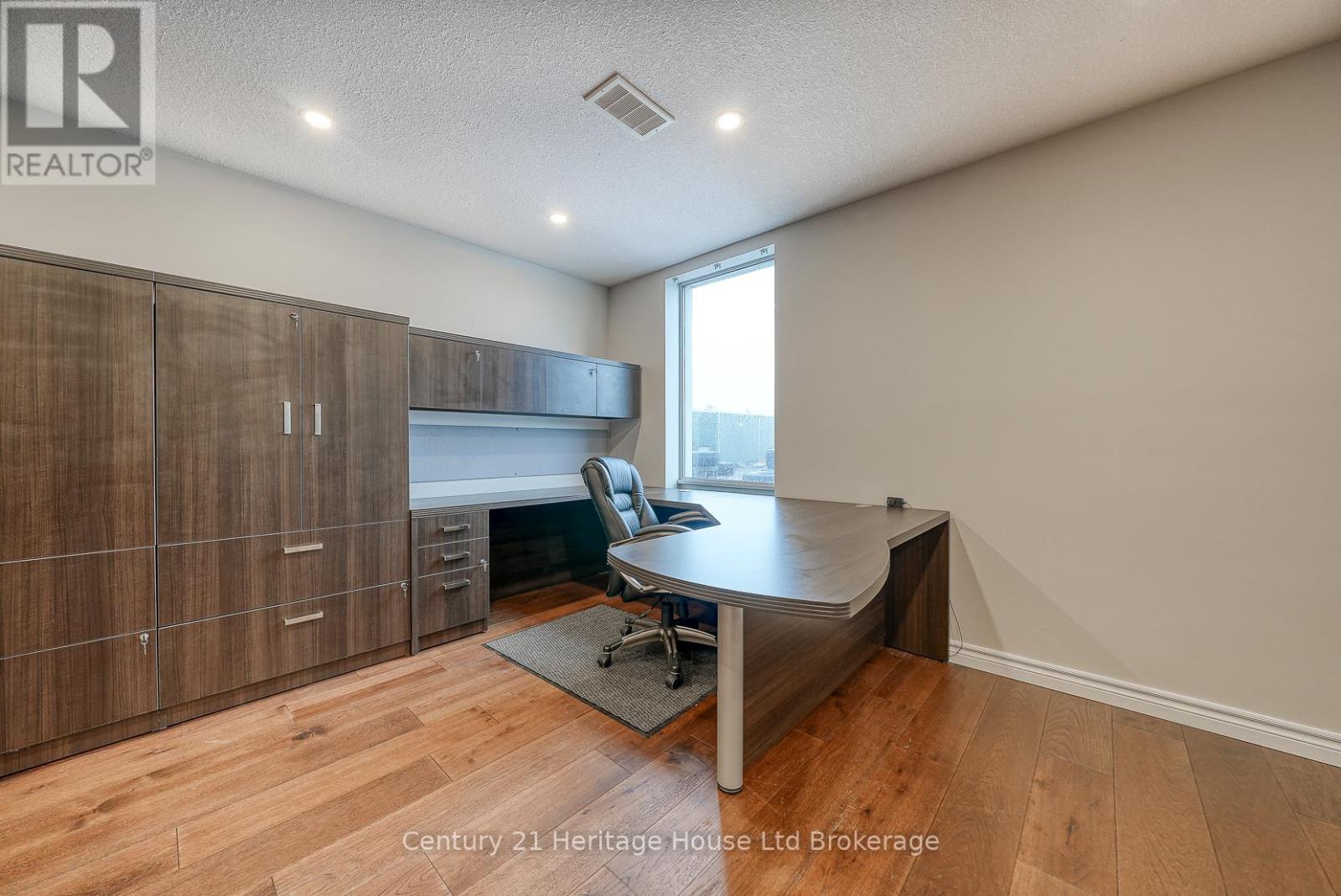 15 - 1033 Pattulo Avenue, Woodstock (Woodstock - South), Ontario  N4V 1C8 - Photo 26 - X12819872