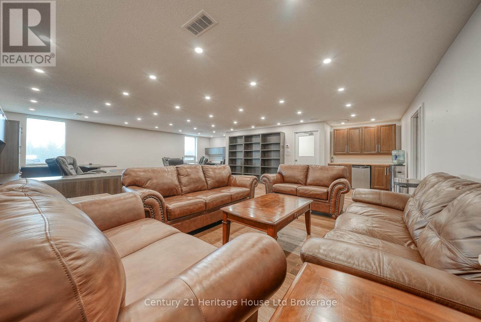 15 - 1033 Pattulo Avenue, Woodstock (Woodstock - South), Ontario  N4V 1C8 - Photo 37 - X12819872