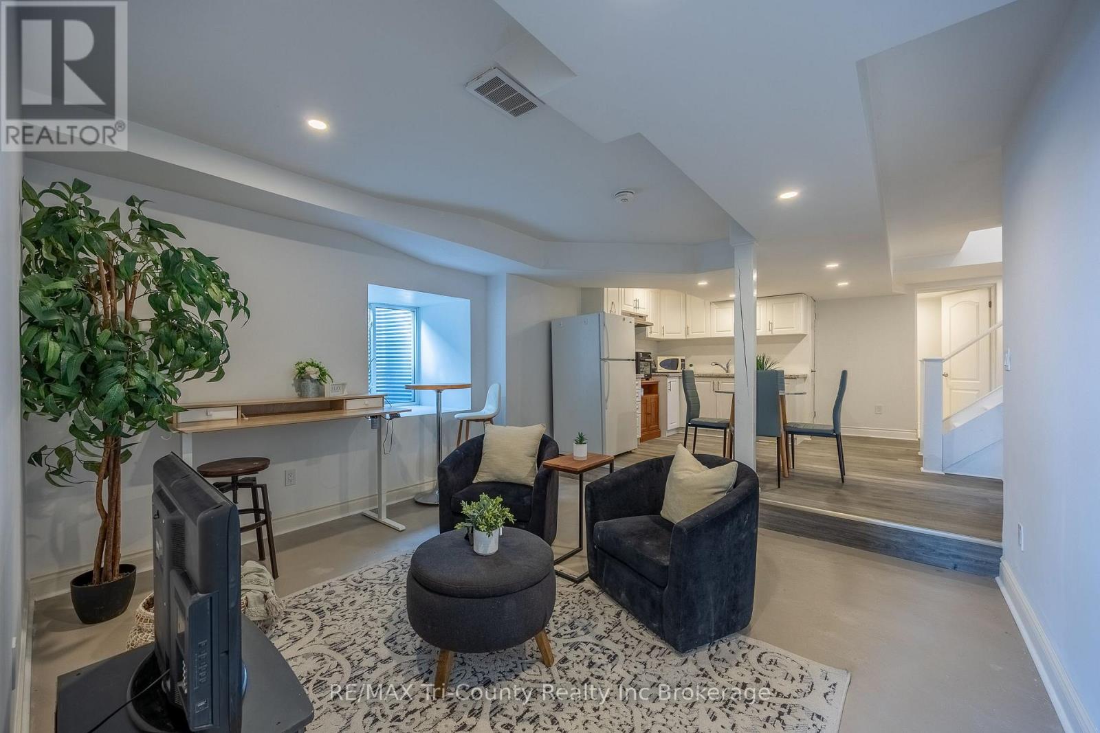 909 James Street, Norfolk (Delhi), Ontario  N4B 2E3 - Photo 38 - X12820060