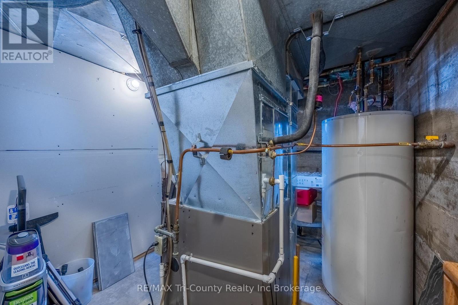 909 James Street, Norfolk (Delhi), Ontario  N4B 2E3 - Photo 46 - X12820060