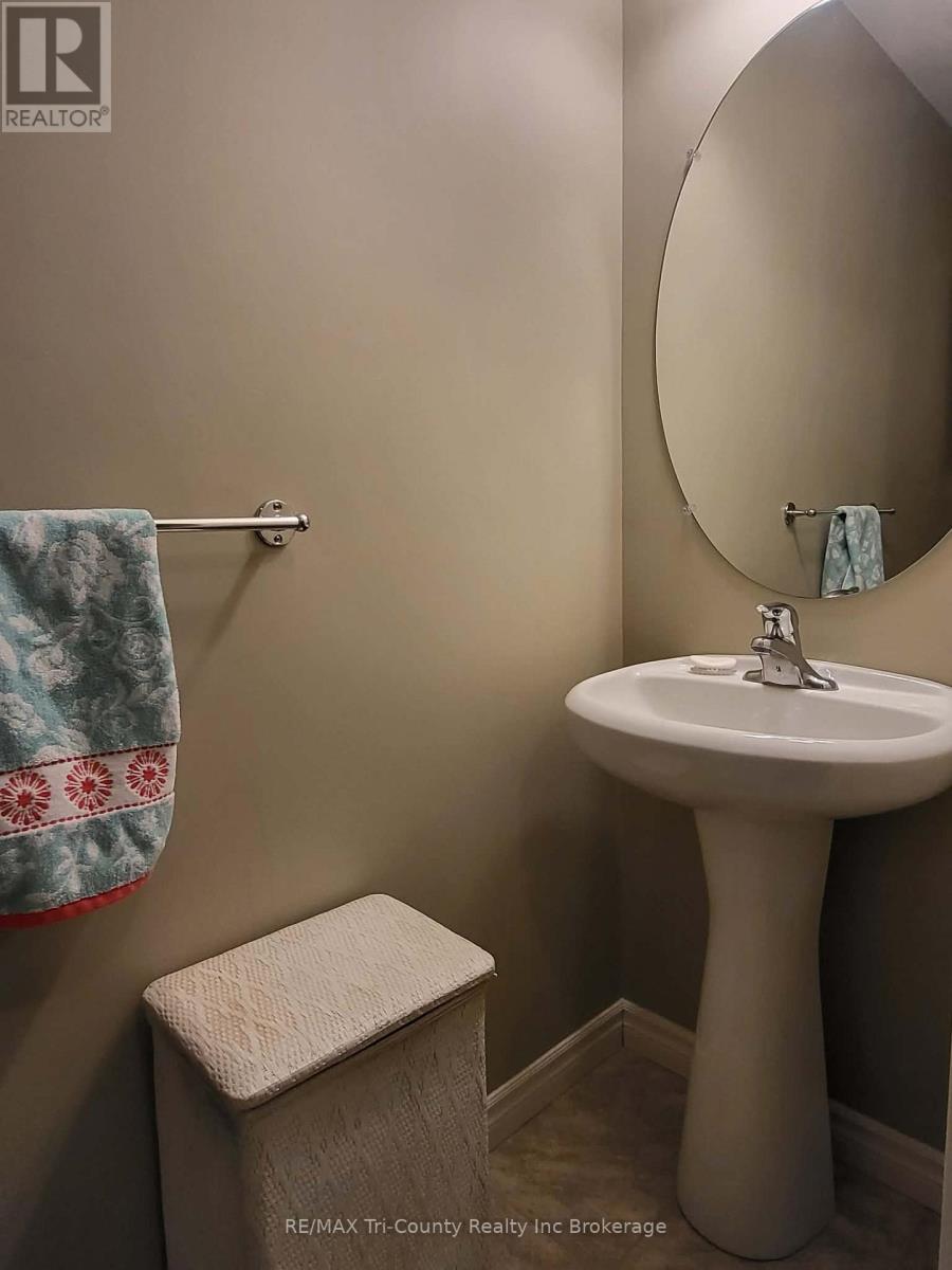 33 Park Place, Tillsonburg, Ontario  N4G 0B8 - Photo 13 - X12821370