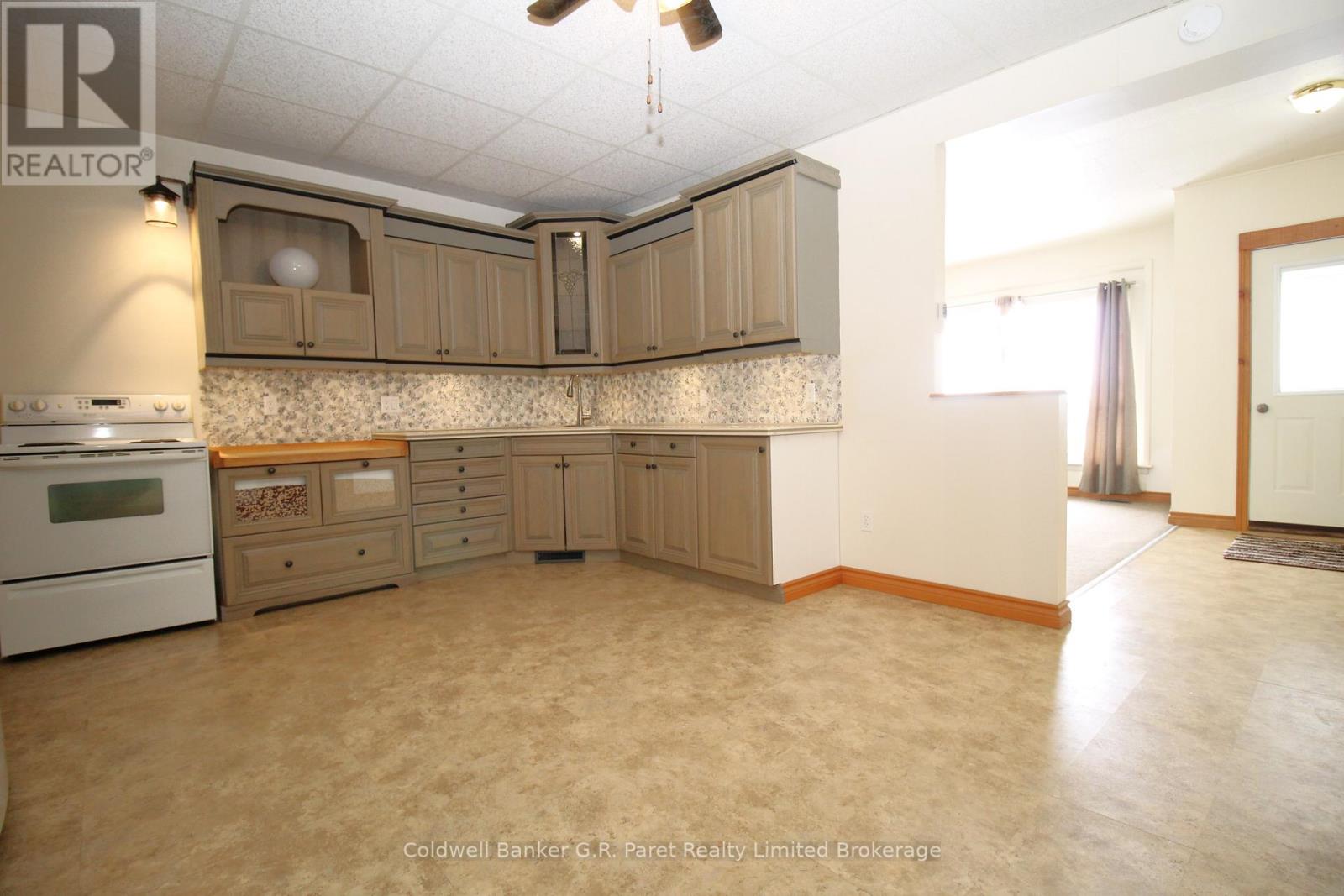 777 James Street, Norfolk (Delhi), Ontario  N4B 2C9 - Photo 20 - X12822480