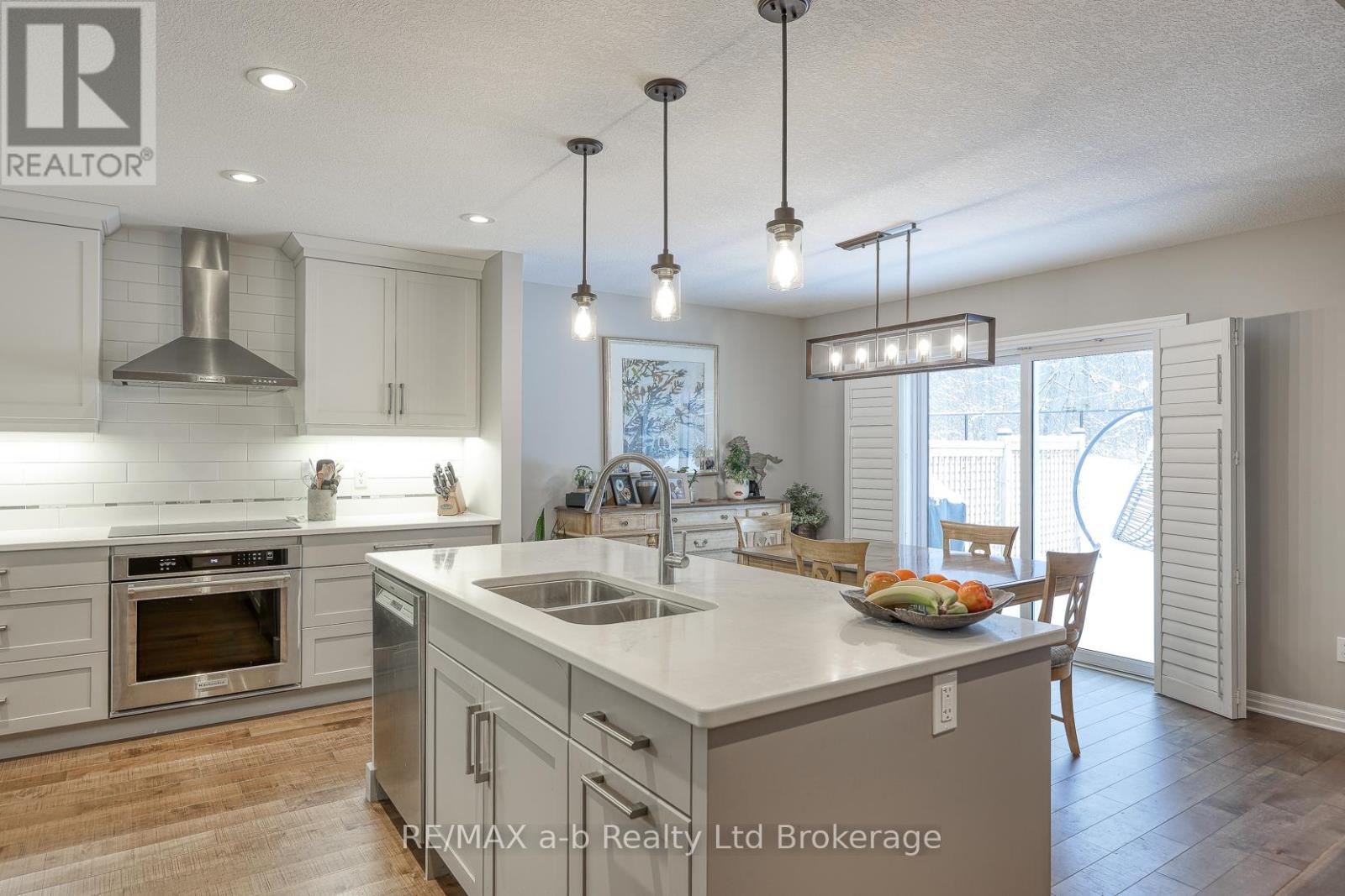 56 Hollingshead Road, Ingersoll (Ingersoll - South), Ontario  N5C 0C6 - Photo 12 - X12822516