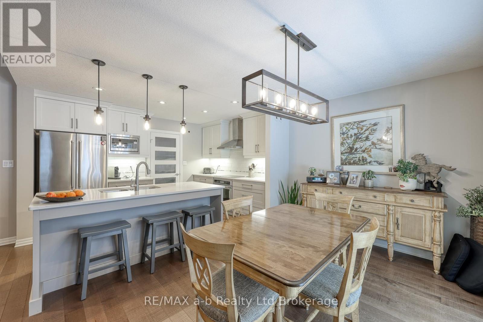 56 Hollingshead Road, Ingersoll (Ingersoll - South), Ontario  N5C 0C6 - Photo 14 - X12822516