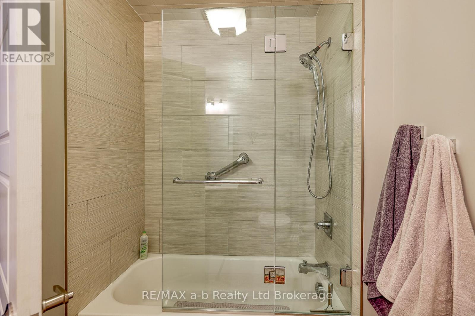 56 Hollingshead Road, Ingersoll (Ingersoll - South), Ontario  N5C 0C6 - Photo 27 - X12822516