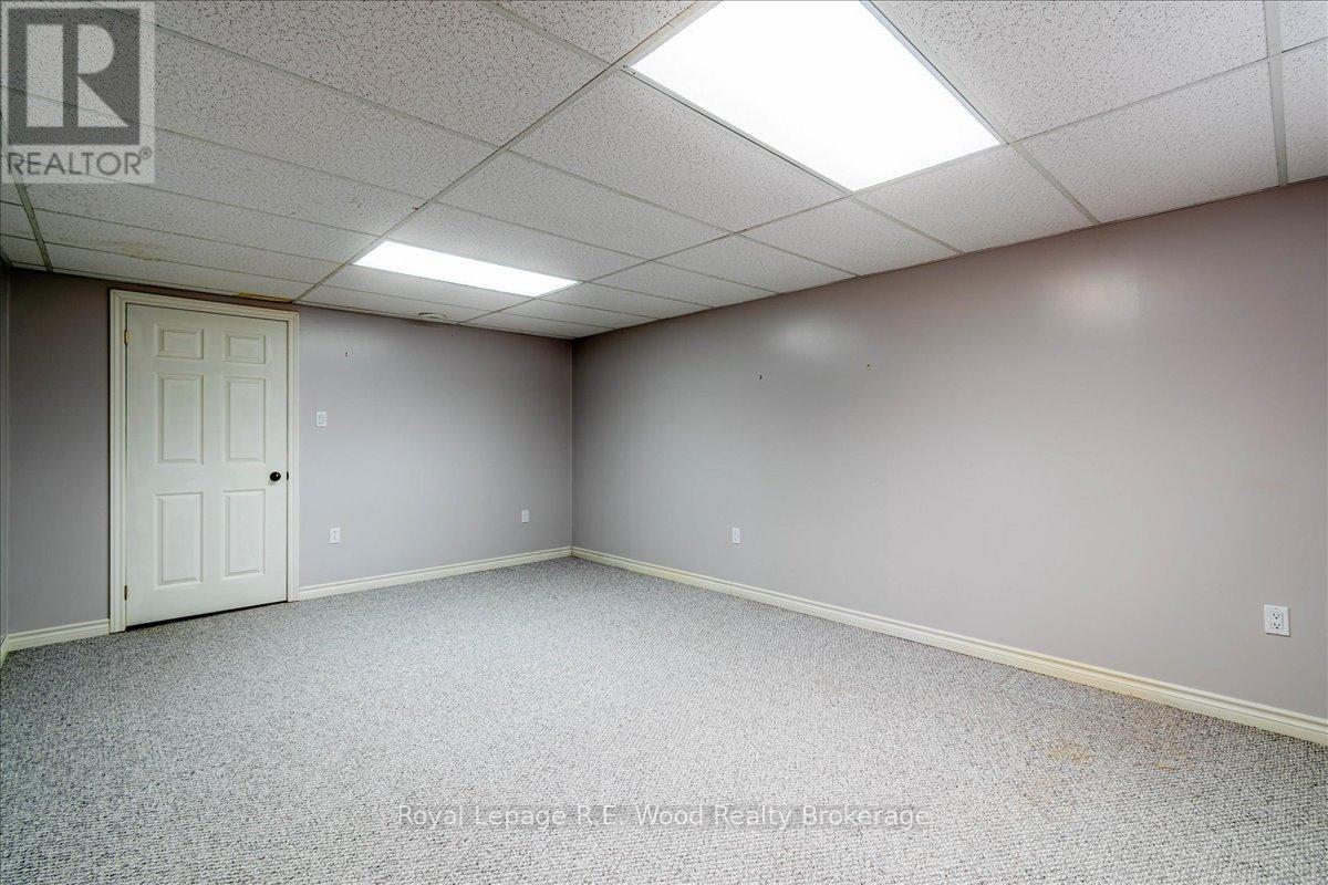 27 Woodside Drive, Tillsonburg, Ontario  N4G 5P9 - Photo 34 - X12822968