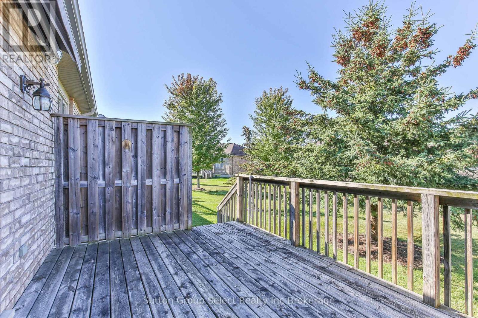 38 - 540 Spitfire Street, Woodstock (Woodstock - North), Ontario  N4T 0C2 - Photo 35 - X12825178