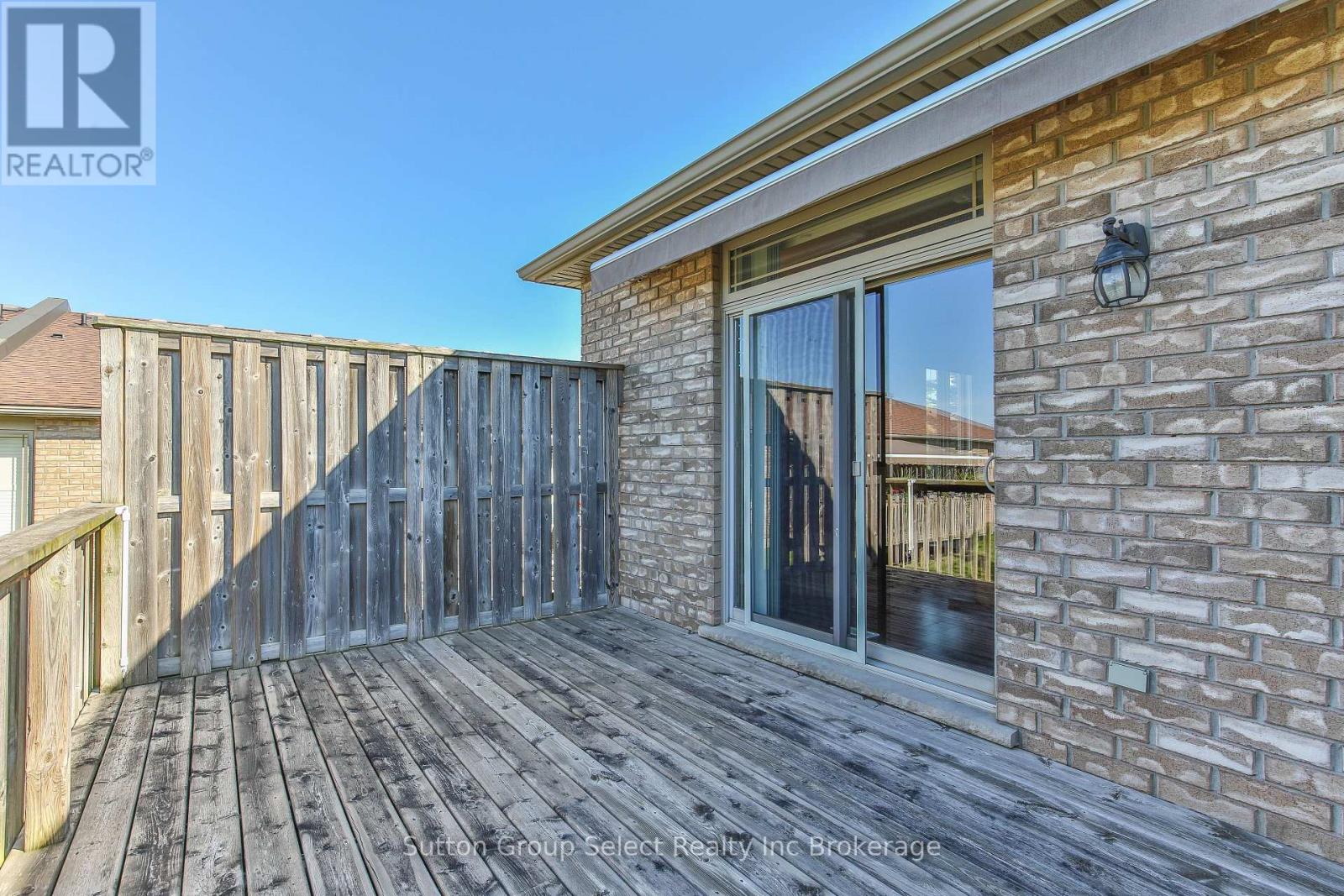 38 - 540 Spitfire Street, Woodstock (Woodstock - North), Ontario  N4T 0C2 - Photo 37 - X12825178