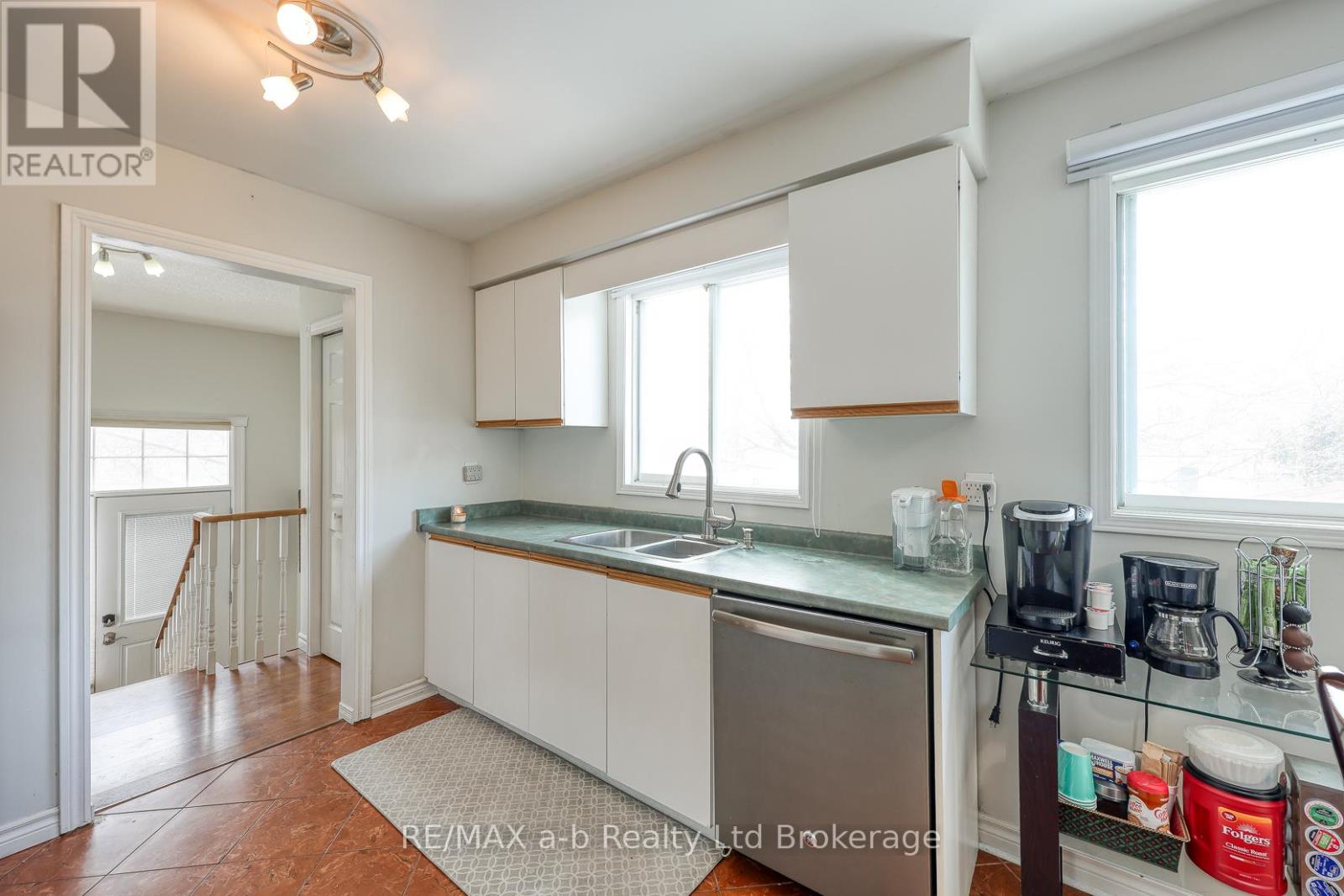 94 D'aubigny Road, Brantford, Ontario  N3T 6J4 - Photo 23 - X12825728