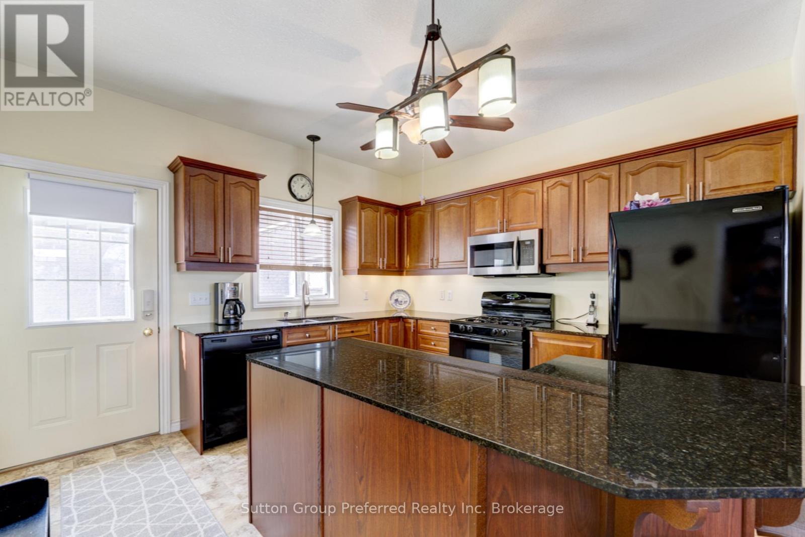 661 Southwood Way, Woodstock (Woodstock - South), Ontario  N4S 9A6 - Photo 14 - X12826116