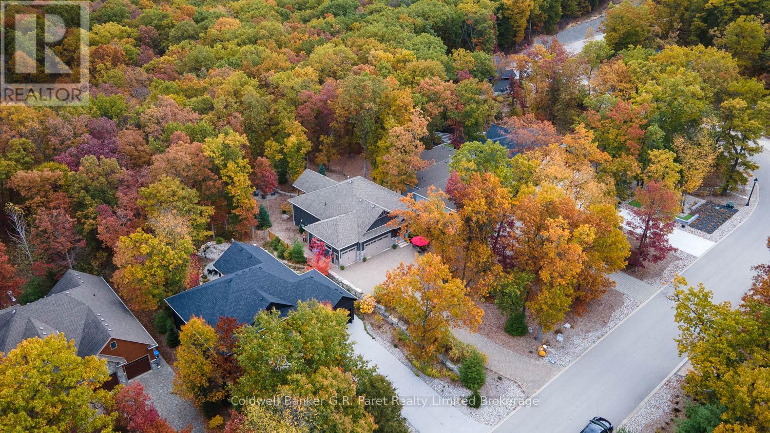 10151 Pinery Bluffs Road, Lambton Shores (Grand Bend), Ontario  N0M 1T0 - Photo 2 - X12826354