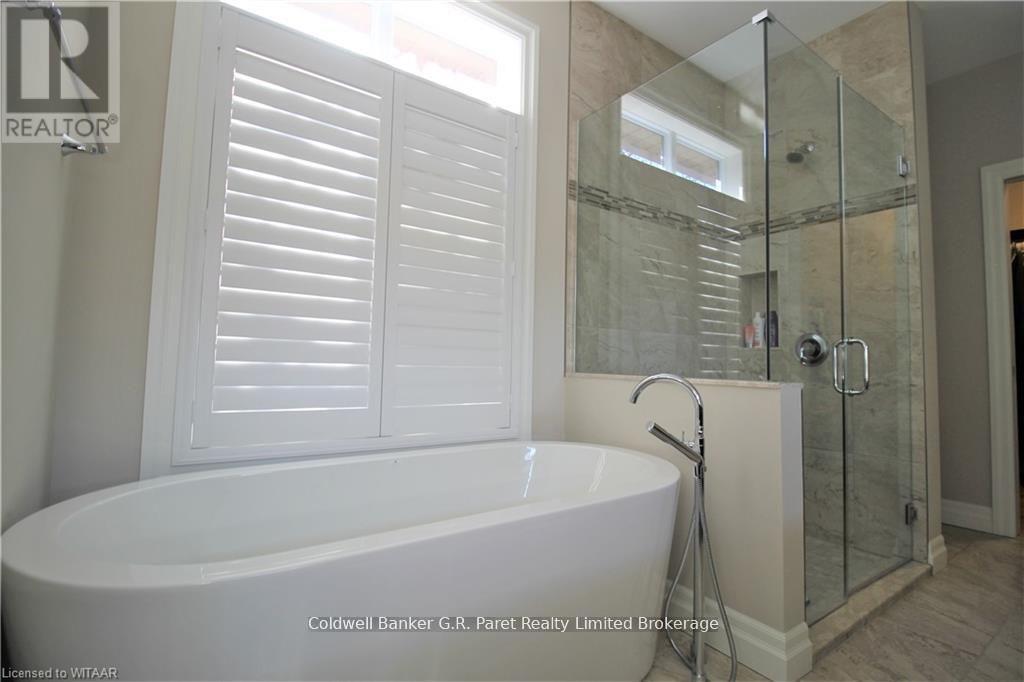 10151 Pinery Bluffs Road, Lambton Shores (Grand Bend), Ontario  N0M 1T0 - Photo 20 - X12826354