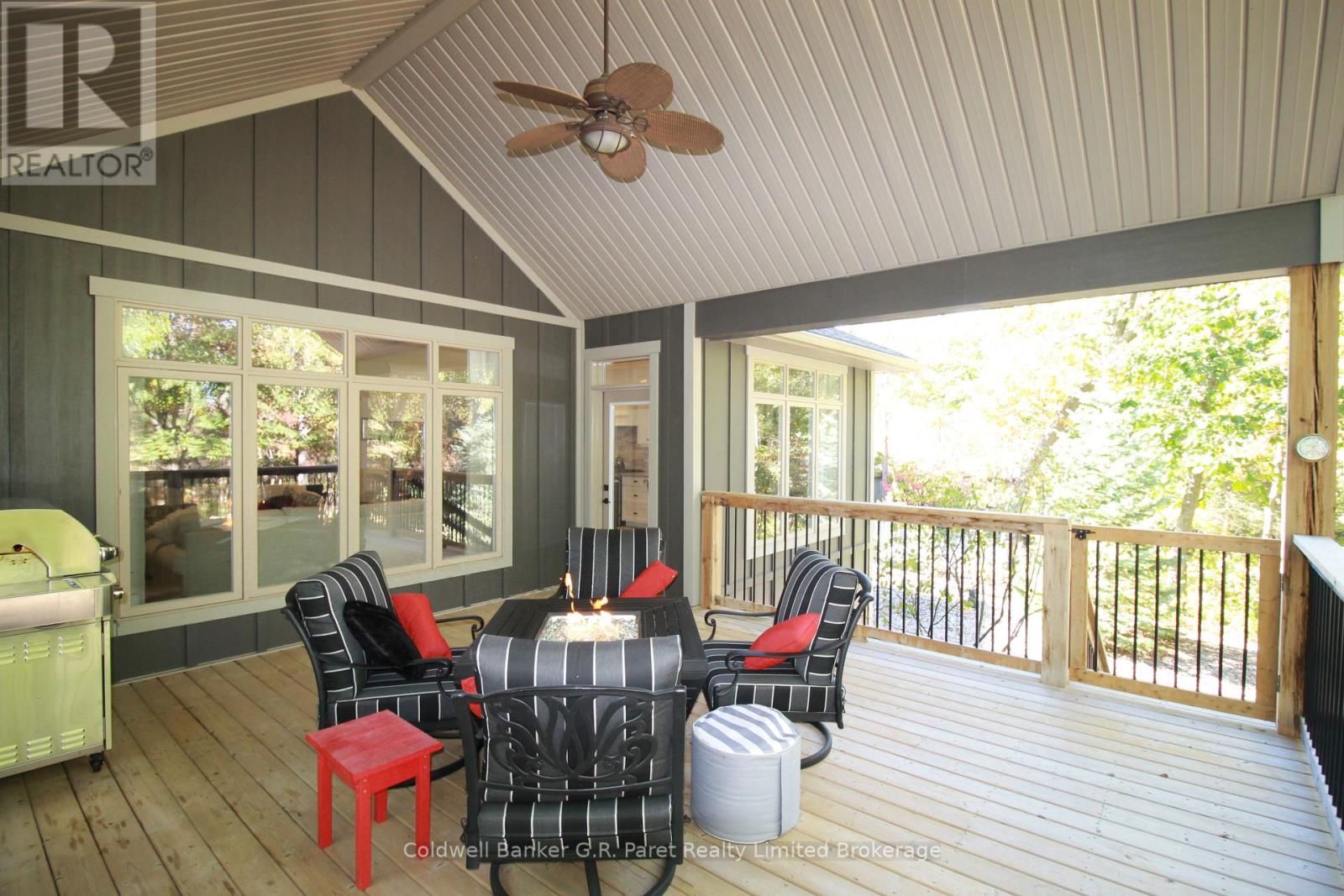 10151 Pinery Bluffs Road, Lambton Shores (Grand Bend), Ontario  N0M 1T0 - Photo 44 - X12826354