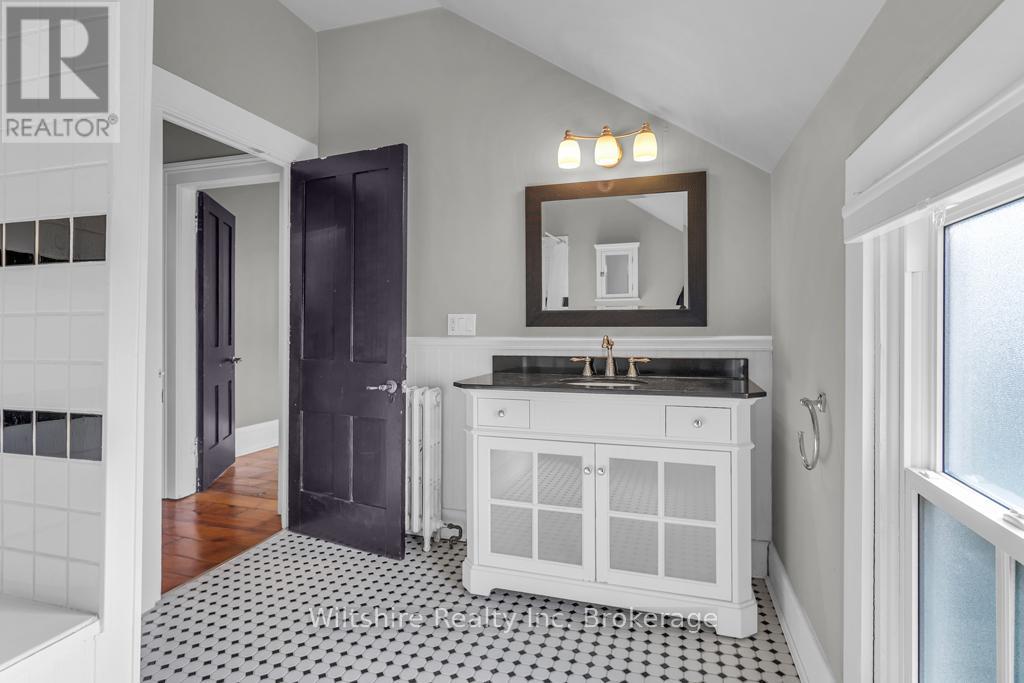 64 South Street W, Aylmer, Ontario  N5H 1R1 - Photo 21 - X12826648