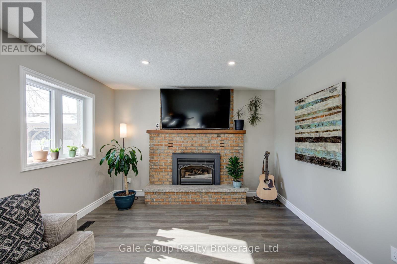 11 Robin Street S, South-West Oxford (Sweaburg), Ontario  N4S 7V6 - Photo 23 - X12826678