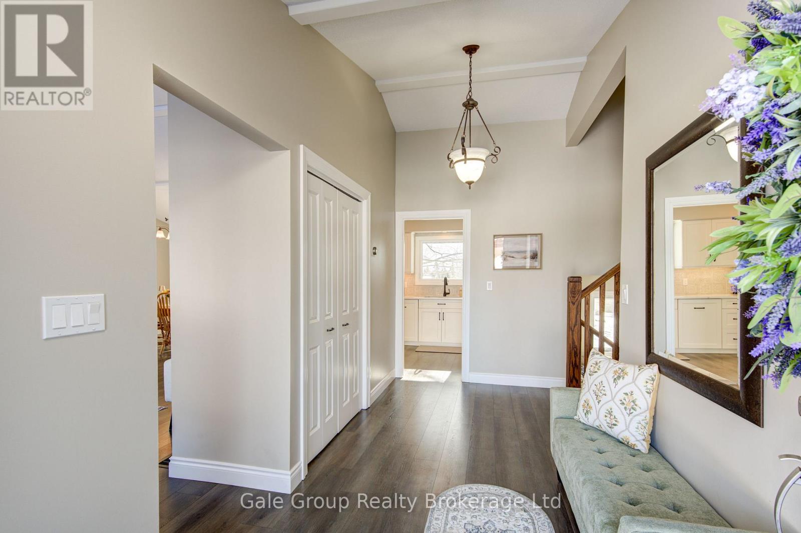 11 Robin Street S, South-West Oxford (Sweaburg), Ontario  N4S 7V6 - Photo 3 - X12826678