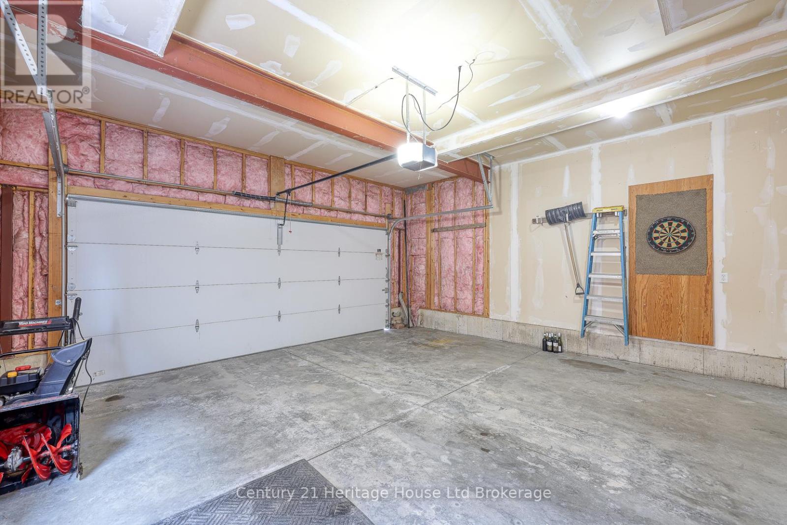 427 Champlain Avenue, Woodstock (Woodstock - South), Ontario  N4V 0B3 - Photo 19 - X12827446