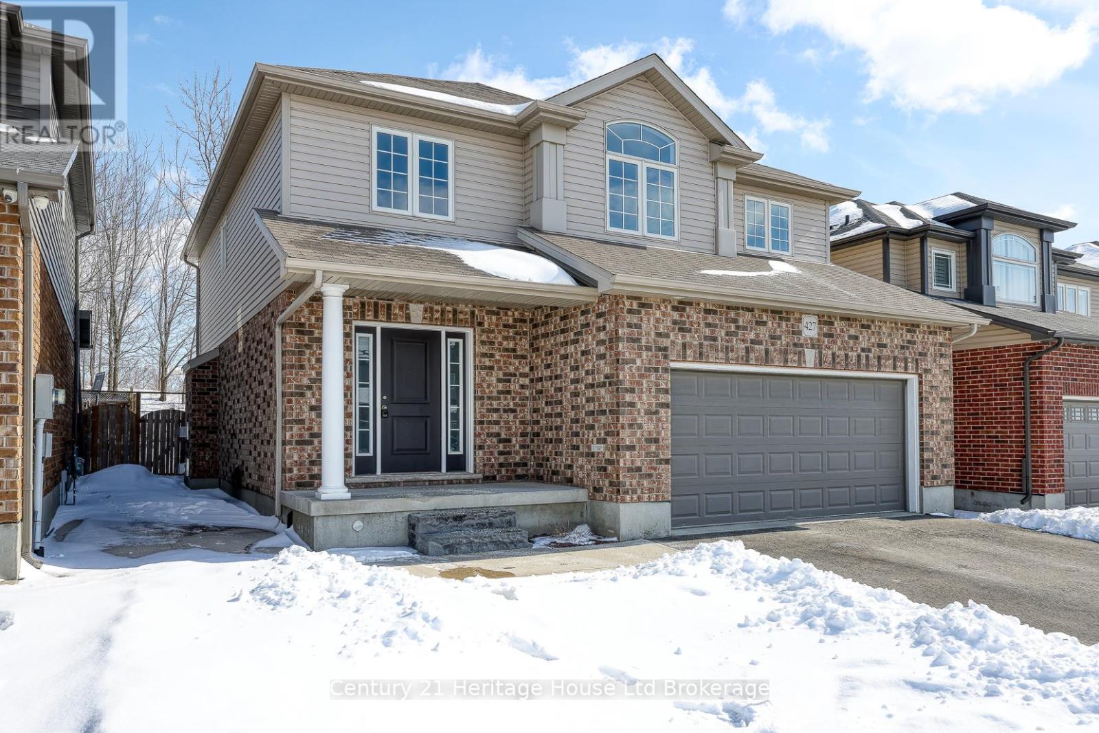 427 Champlain Avenue, Woodstock (Woodstock - South), Ontario  N4V 0B3 - Photo 4 - X12827446