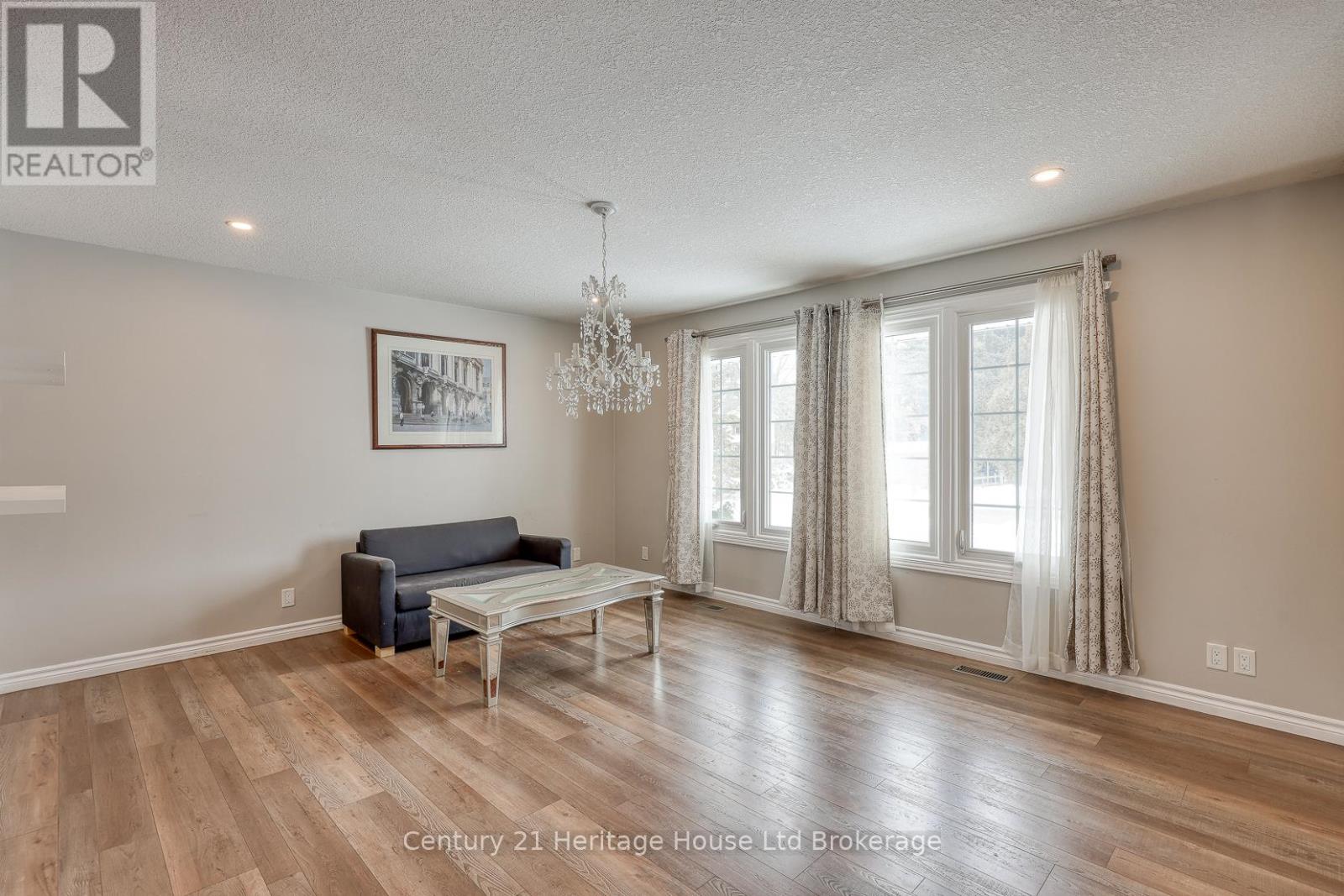 55873 Second Street, Bayham (Straffordville), Ontario  N0J 1Y0 - Photo 10 - X12827550