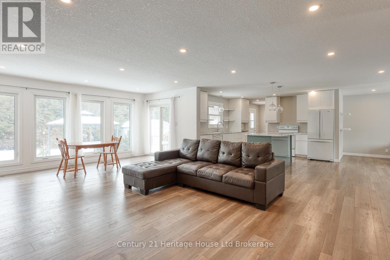 55873 Second Street, Bayham (Straffordville), Ontario  N0J 1Y0 - Photo 14 - X12827550