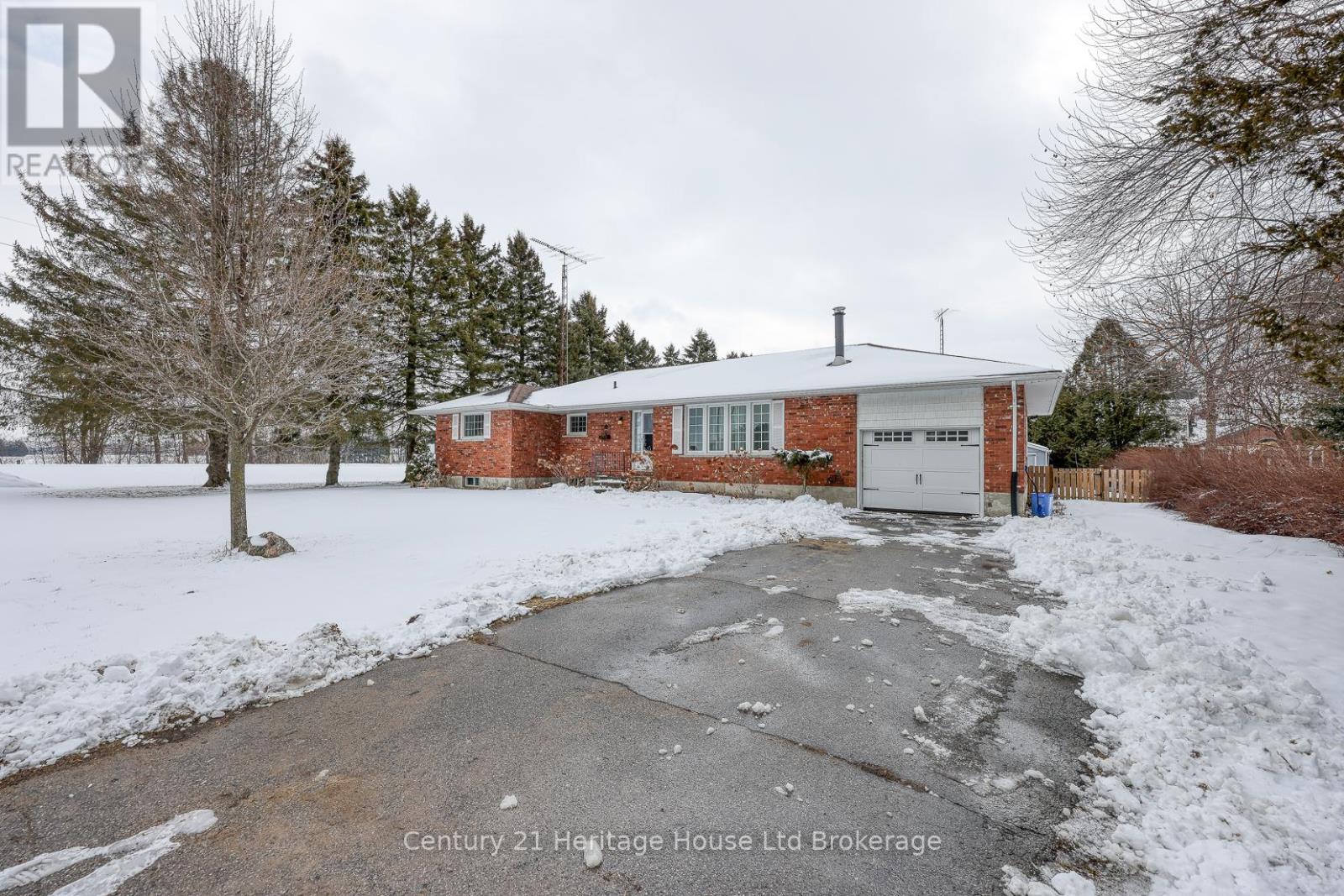 55873 Second Street, Bayham (Straffordville), Ontario  N0J 1Y0 - Photo 2 - X12827550