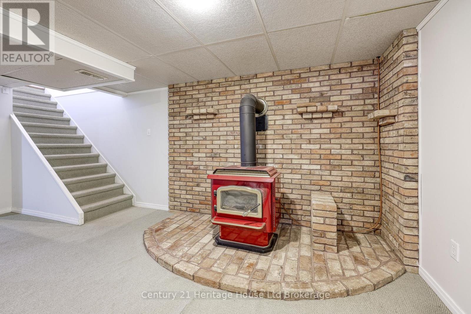 55873 Second Street, Bayham (Straffordville), Ontario  N0J 1Y0 - Photo 27 - X12827550