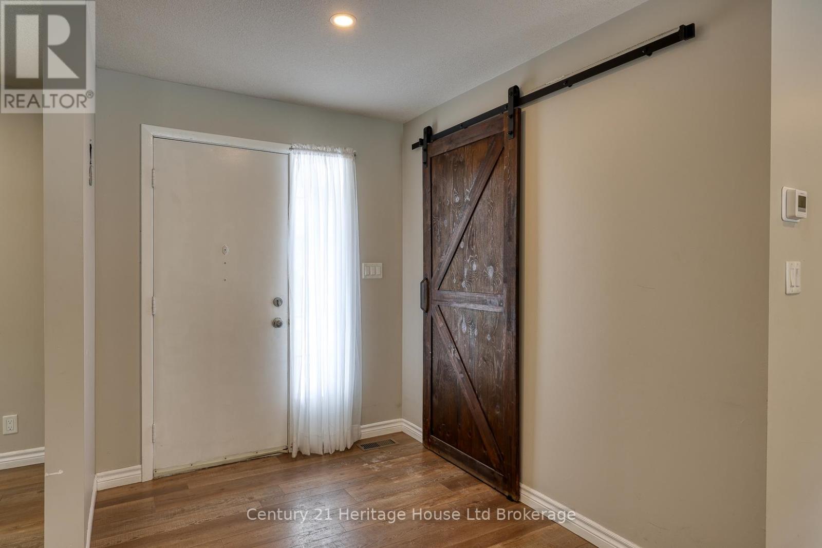 55873 Second Street, Bayham (Straffordville), Ontario  N0J 1Y0 - Photo 4 - X12827550