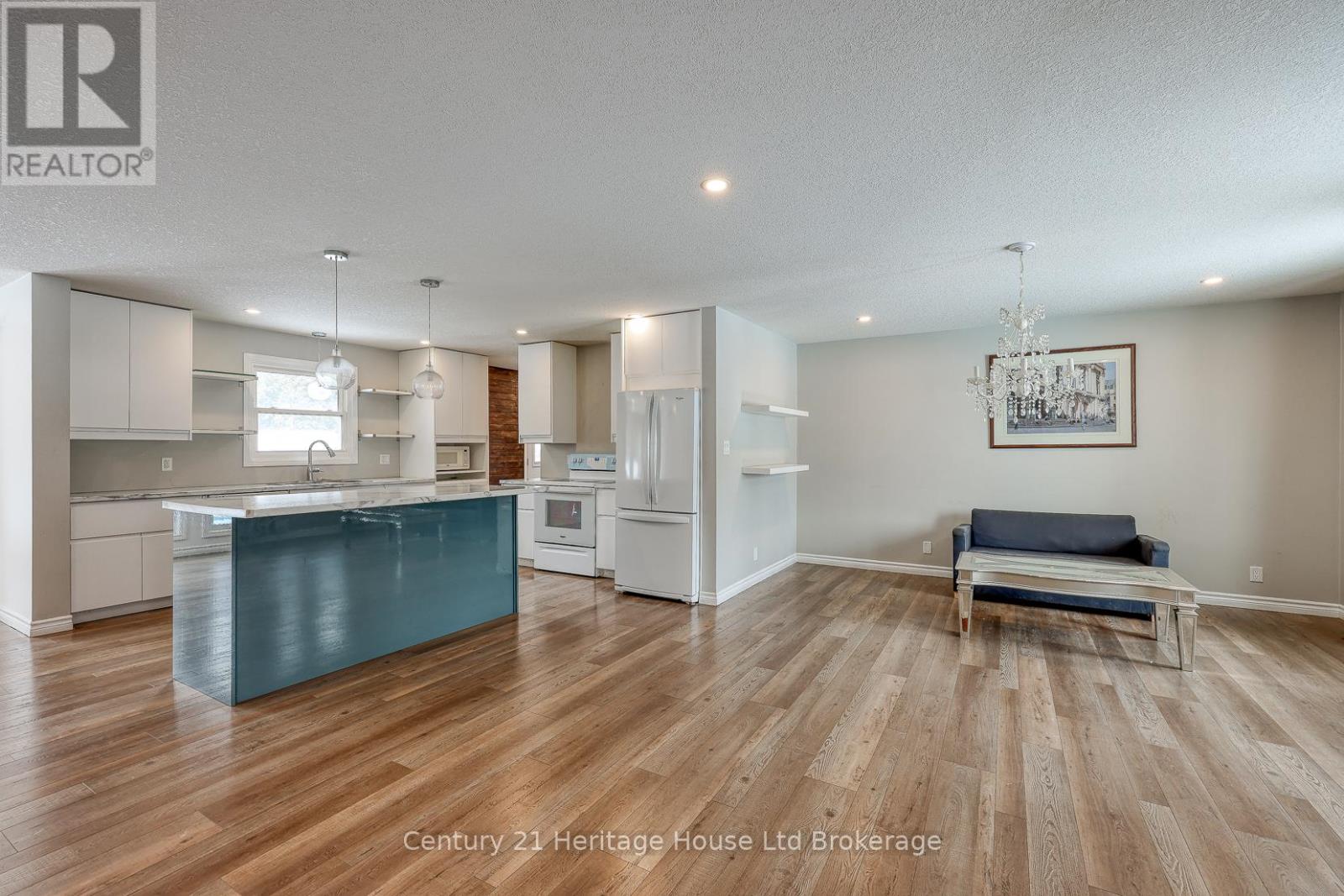 55873 Second Street, Bayham (Straffordville), Ontario  N0J 1Y0 - Photo 5 - X12827550