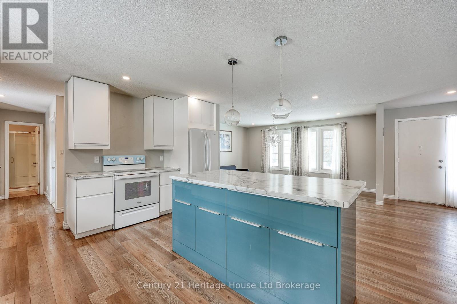 55873 Second Street, Bayham (Straffordville), Ontario  N0J 1Y0 - Photo 8 - X12827550