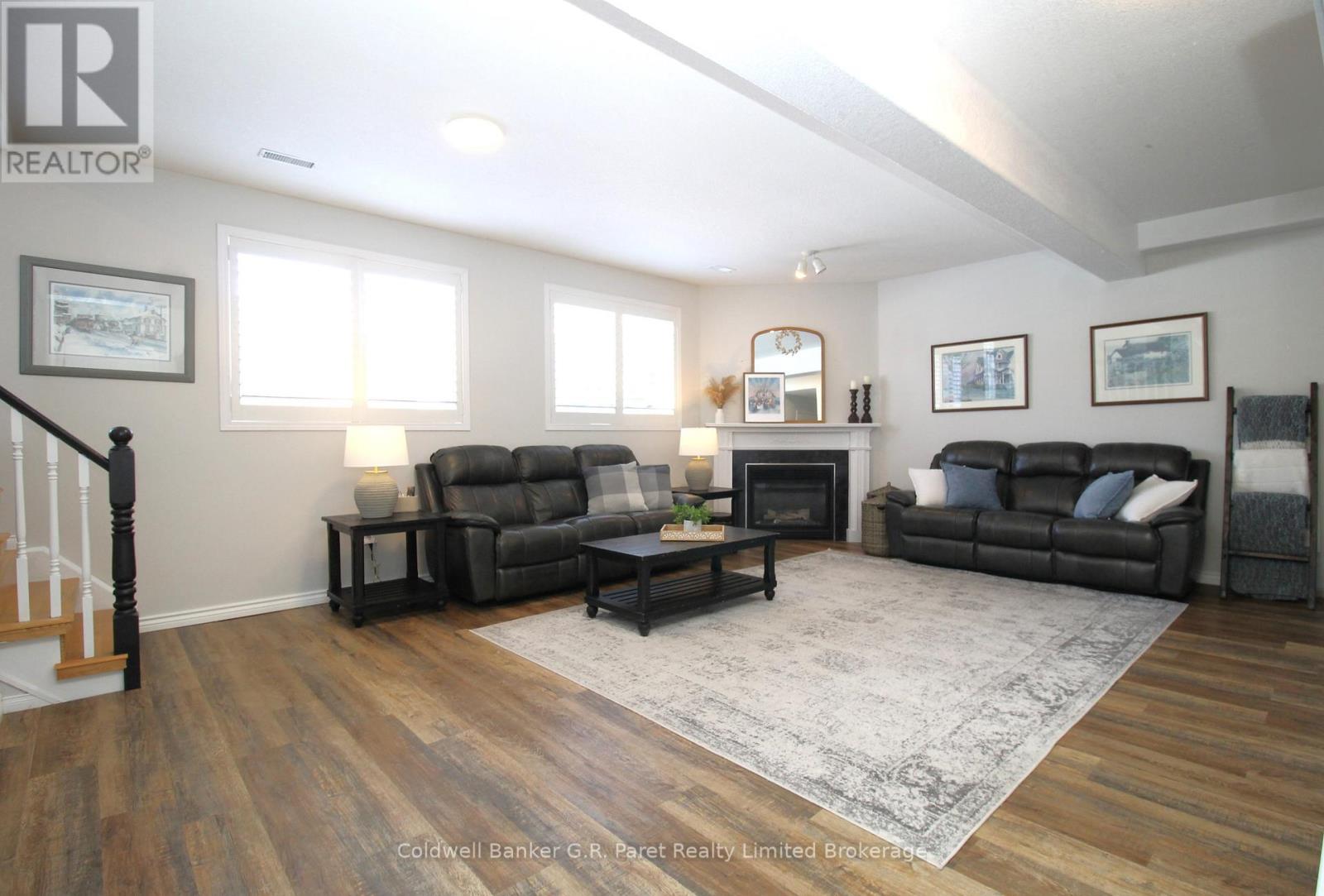 32 Macdonald Crescent, Brantford, Ontario  N3R 8B2 - Photo 18 - X12827594