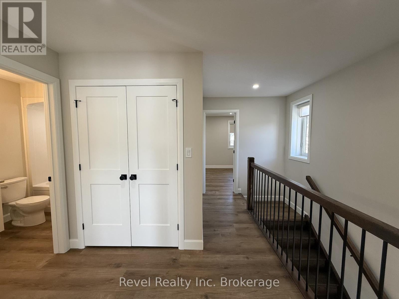 Upper Right - 675 Princess Street, Woodstock (Woodstock - North), Ontario  N4S 4H7 - Photo 11 - X12828780