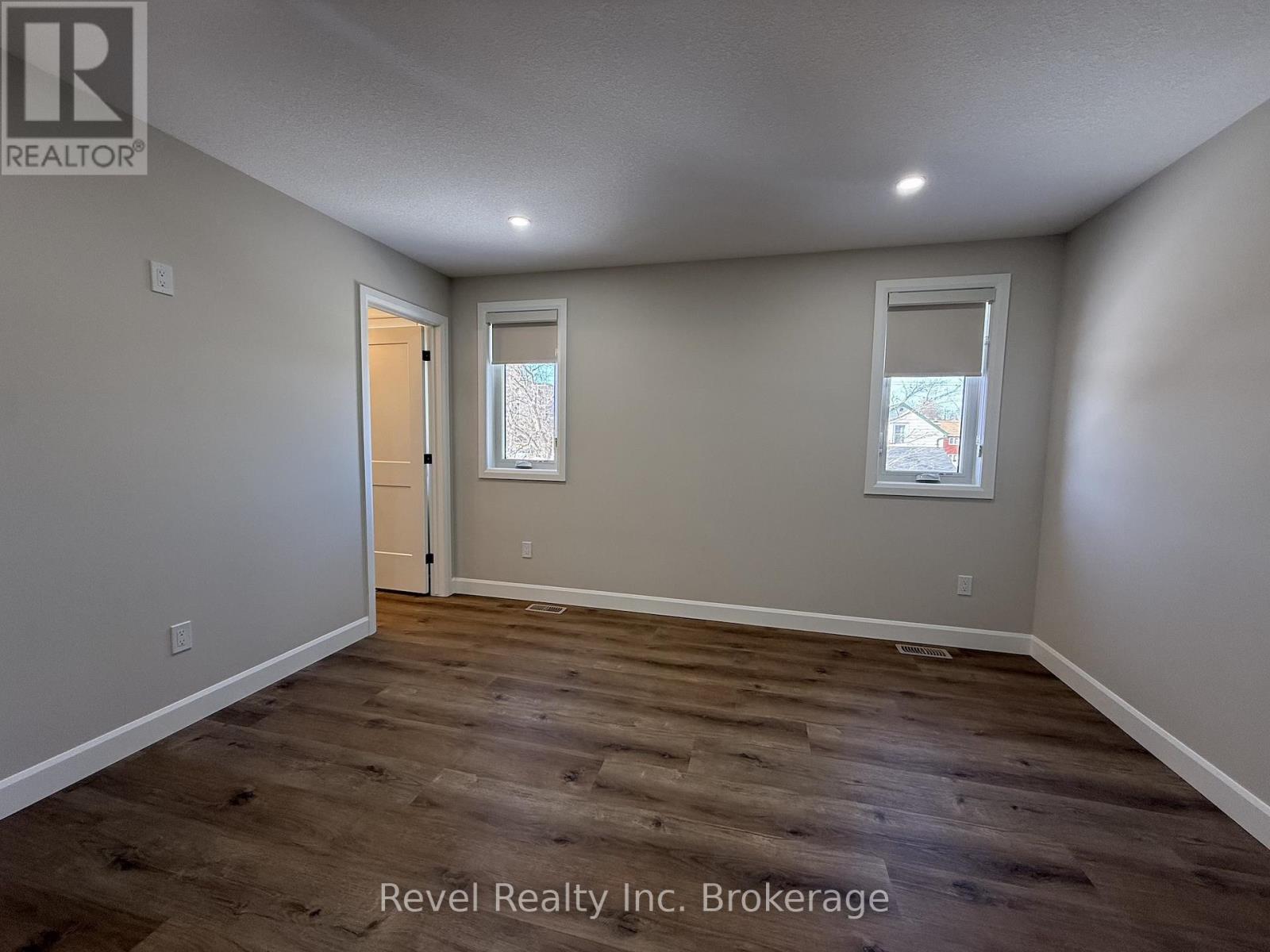 Upper Right - 675 Princess Street, Woodstock (Woodstock - North), Ontario  N4S 4H7 - Photo 13 - X12828780