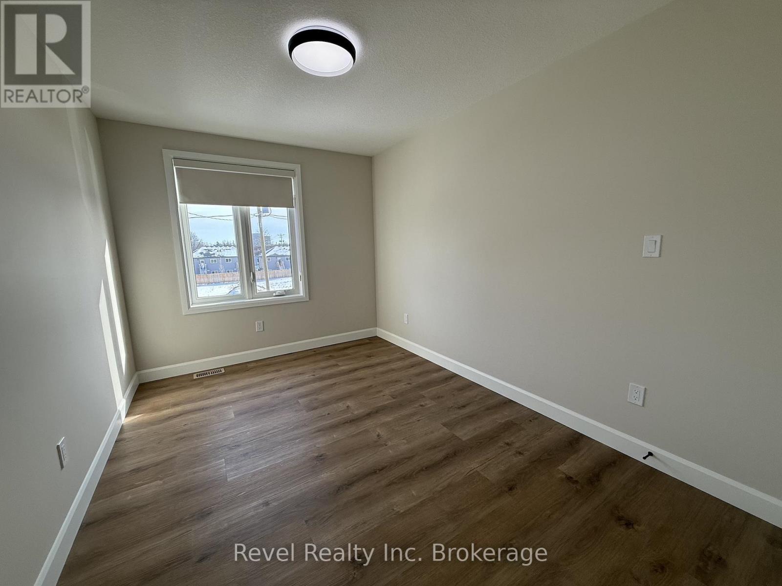 Upper Right - 675 Princess Street, Woodstock (Woodstock - North), Ontario  N4S 4H7 - Photo 16 - X12828780