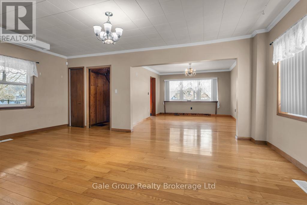 150 Frances Street, Ingersoll (Ingersoll - South), Ontario  N5C 2H5 - Photo 9 - X12828872