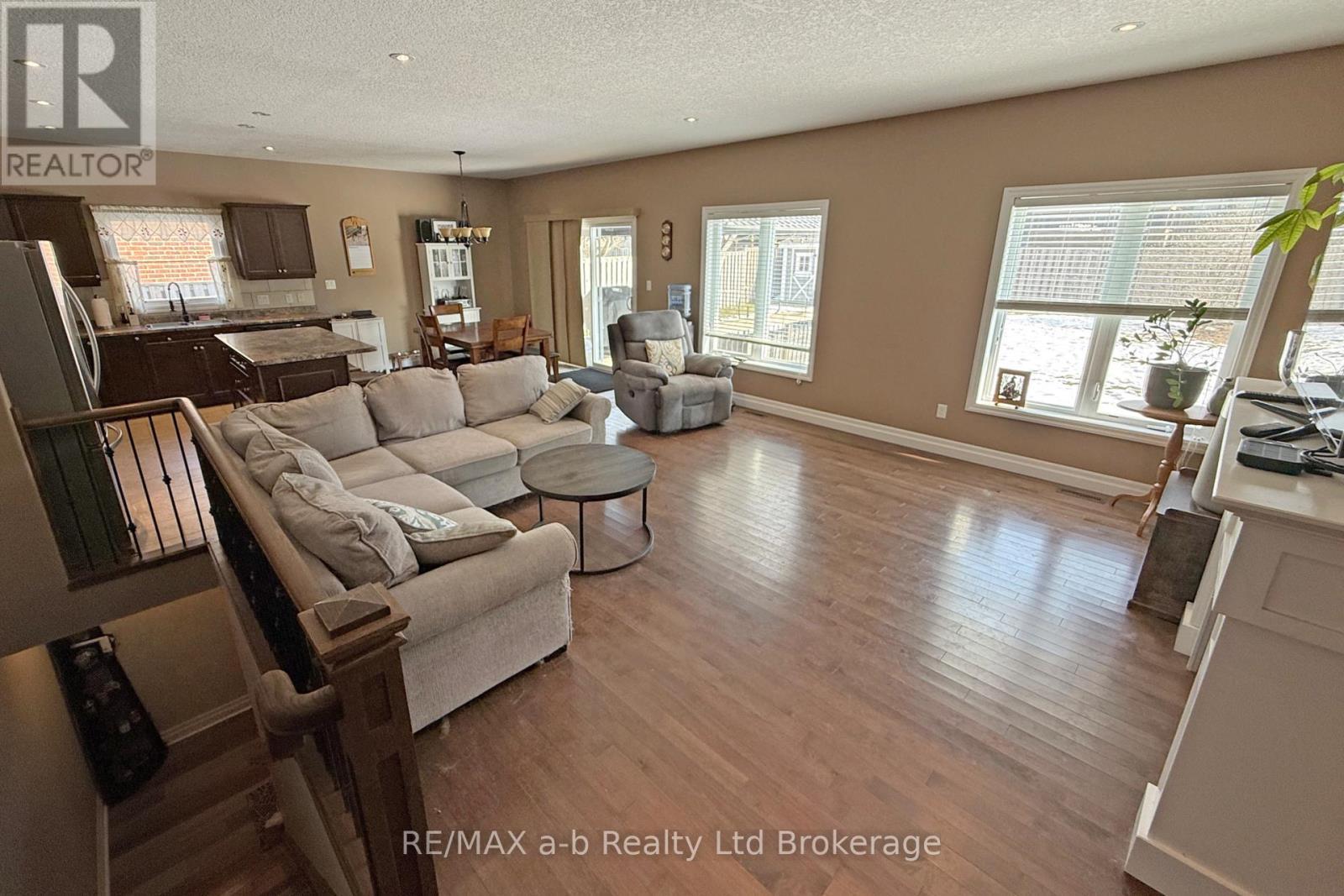 47 Graydon Drive, South-West Oxford (Mount Elgin), Ontario  N0J 1N0 - Photo 10 - X12829086