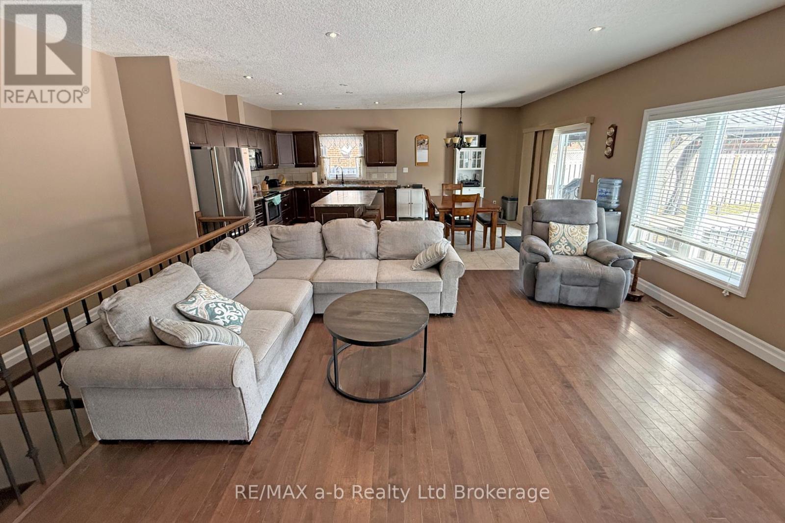 47 Graydon Drive, South-West Oxford (Mount Elgin), Ontario  N0J 1N0 - Photo 11 - X12829086