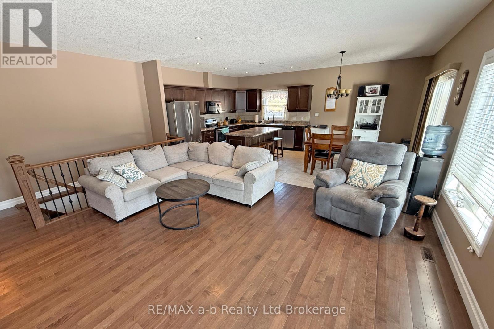 47 Graydon Drive, South-West Oxford (Mount Elgin), Ontario  N0J 1N0 - Photo 12 - X12829086