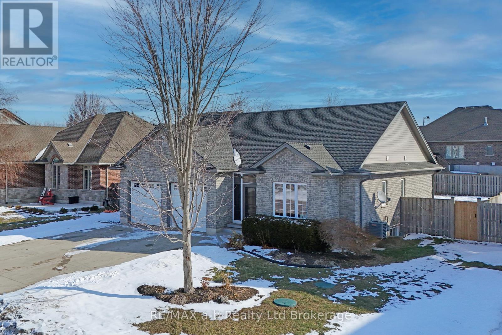 47 Graydon Drive, South-West Oxford (Mount Elgin), Ontario  N0J 1N0 - Photo 2 - X12829086