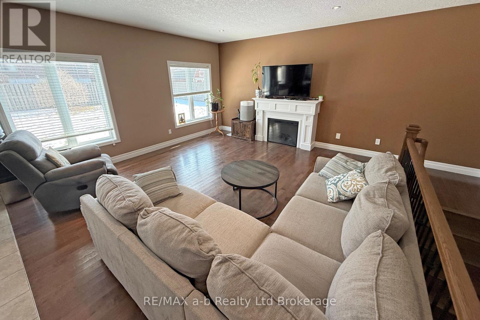 47 Graydon Drive, South-West Oxford (Mount Elgin), Ontario  N0J 1N0 - Photo 9 - X12829086