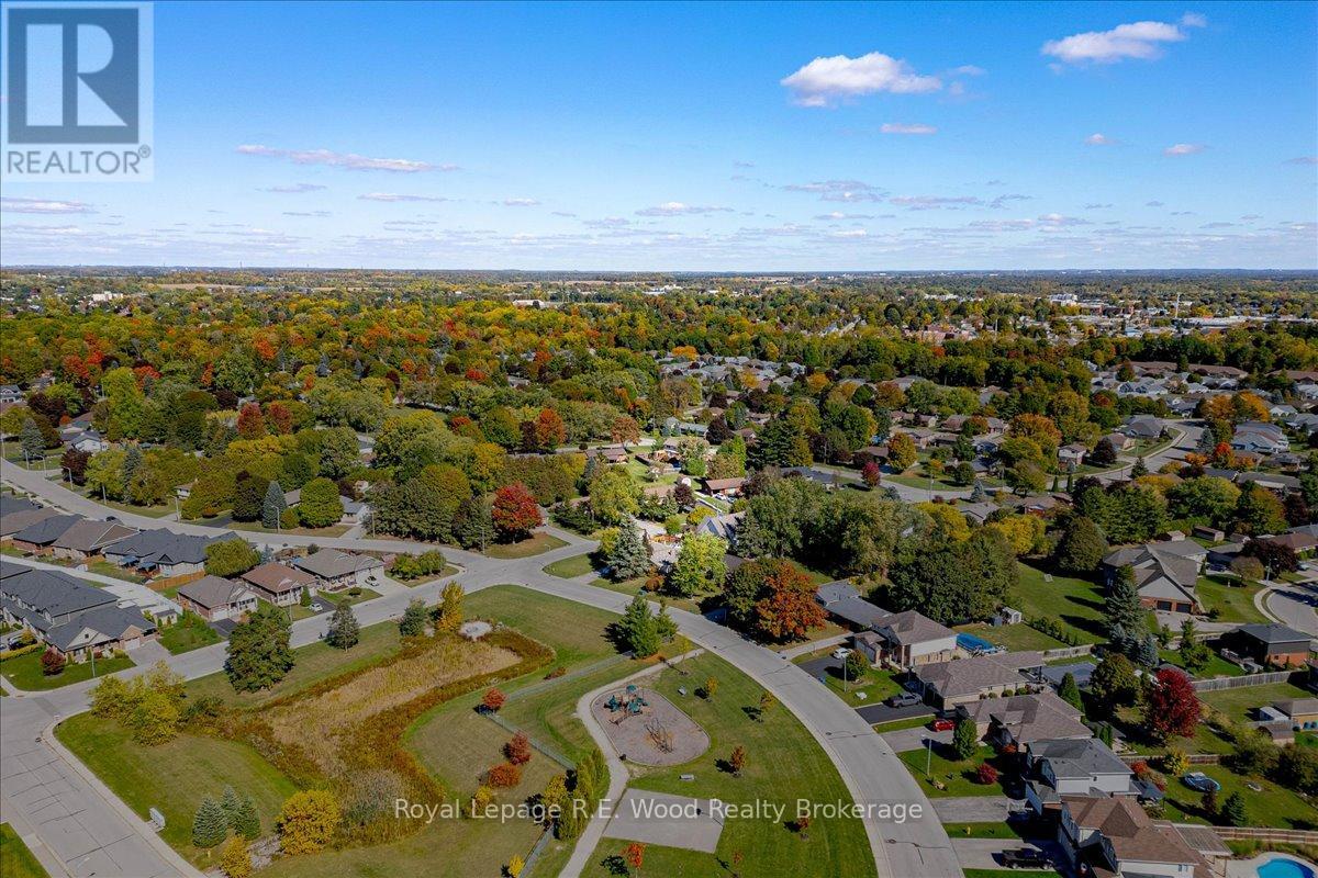 49 Dereham Drive, Tillsonburg, Ontario  N4G 2B1 - Photo 45 - X12830792