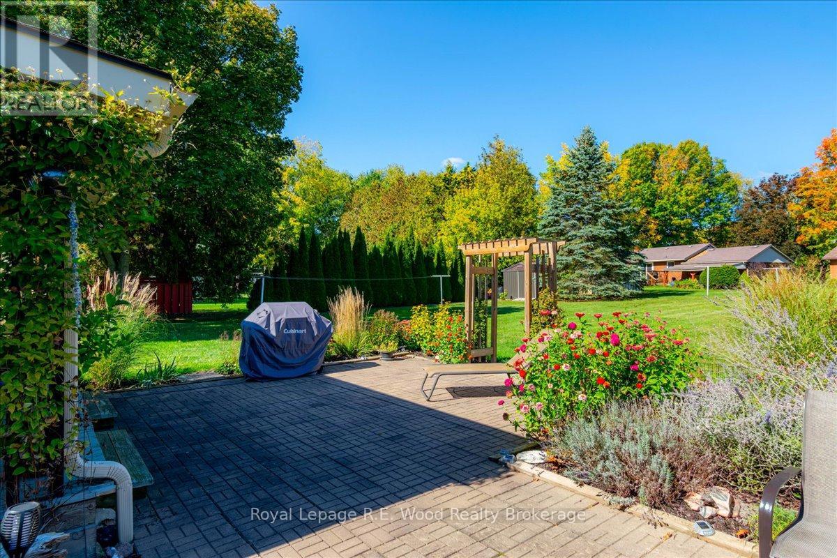 49 Dereham Drive, Tillsonburg, Ontario  N4G 2B1 - Photo 9 - X12830792