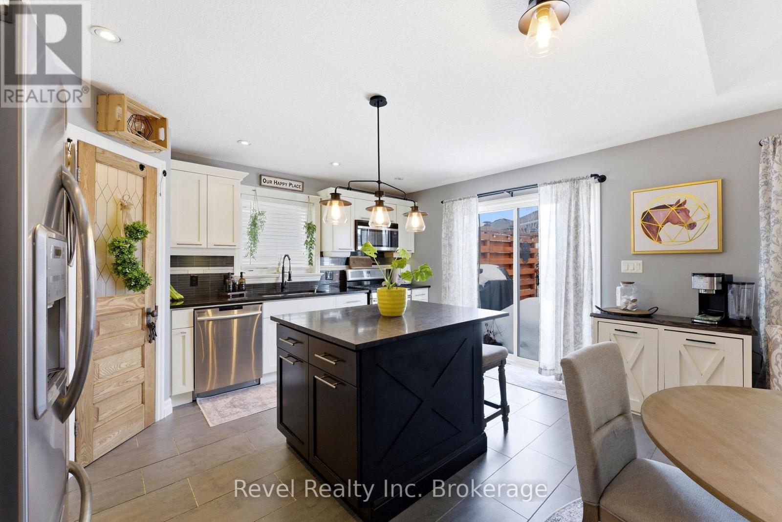 624 Halifax Road, Woodstock (Woodstock - North), Ontario  N4T 0E8 - Photo 17 - X12832312