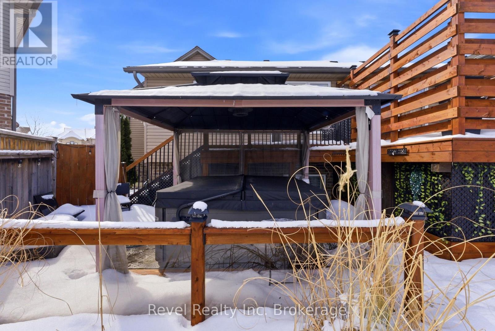 624 Halifax Road, Woodstock (Woodstock - North), Ontario  N4T 0E8 - Photo 35 - X12832312