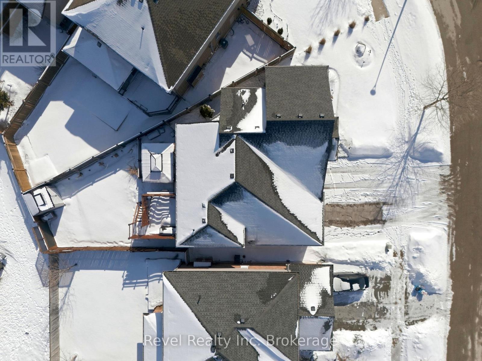 624 Halifax Road, Woodstock (Woodstock - North), Ontario  N4T 0E8 - Photo 4 - X12832312