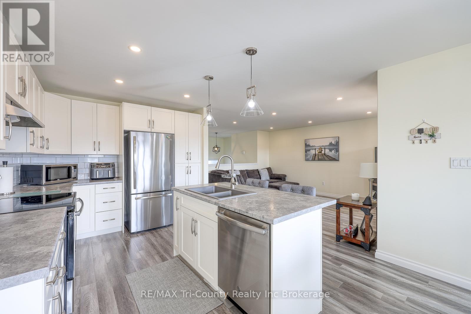 27 Ann Street, Bayham (Vienna), Ontario  N0J 1Z0 - Photo 19 - X12832488