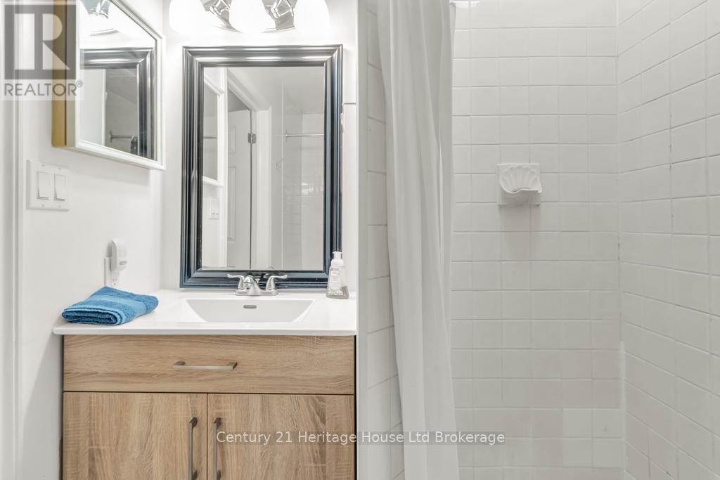 26 Seres Drive, Tillsonburg, Ontario  N4G 5G1 - Photo 16 - X12832524